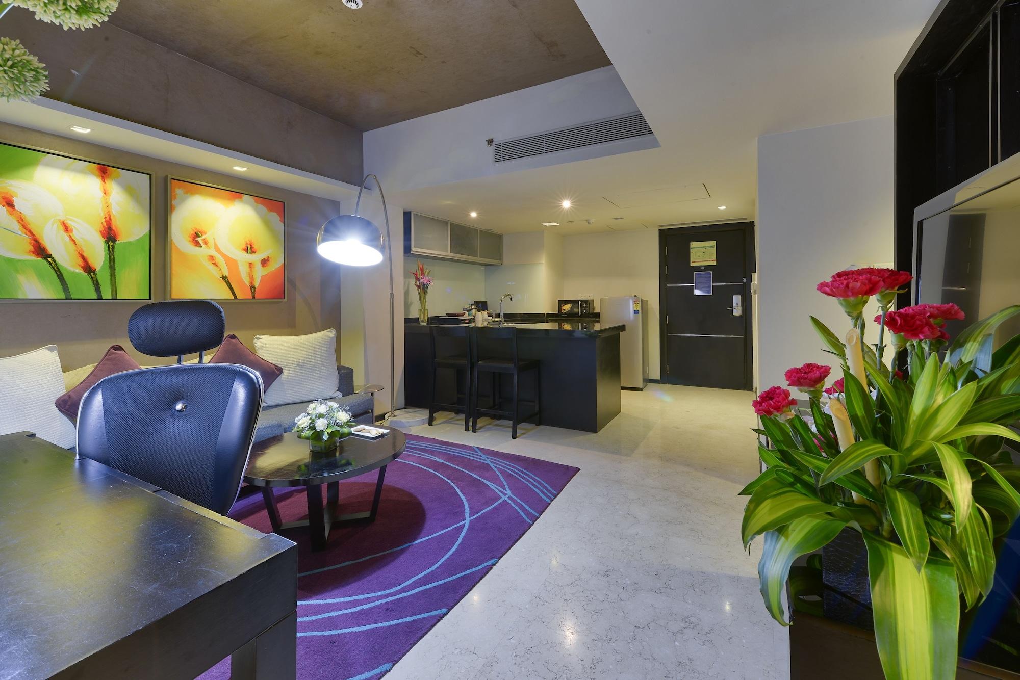 Davanam Sarovar Portico Suites Bangalore Exterior foto