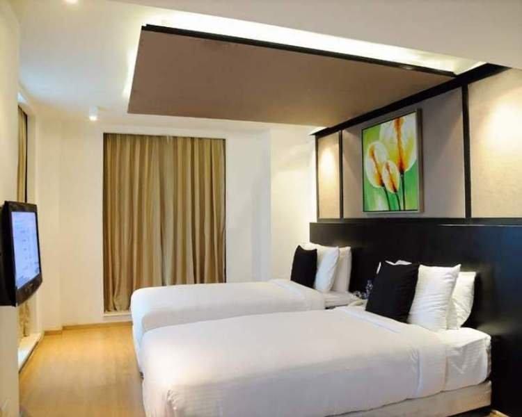 Davanam Sarovar Portico Suites Bangalore Exterior foto
